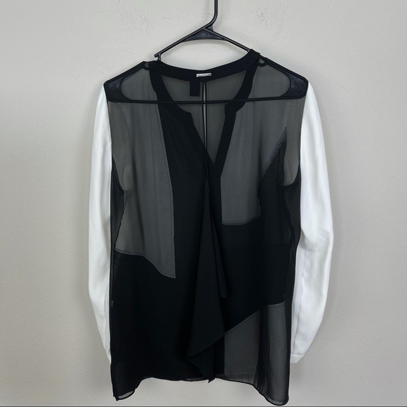 Chico’s Black Label Black White Cutout back Blouse - Picture 9 of 17